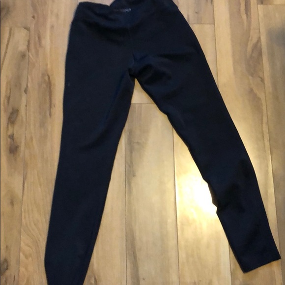 Black legging - Picture 2 of 3